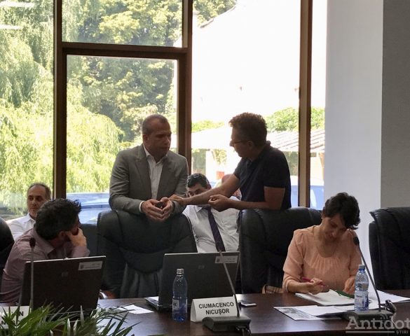 Un love story politic în plină desfășurare!