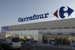 Carrefour, adică care fură