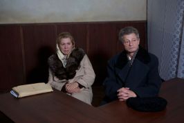Mîine la TV veți putea urmări, în direct, executarea sosiilor soților Ceaușescu
