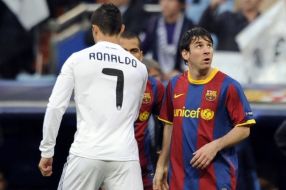 Cristiano Ronaldo și Messi. Adică fotbaliști