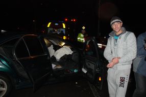 Șoferul BMW-ului se plîngea poliției că o mașină i-a tăiat calea