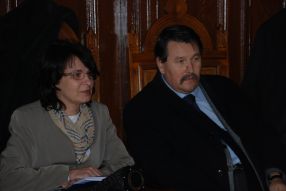 Adriana Stratulat și George Cubasa doi dintre directorii care au gestionat falimentarea Apatermului