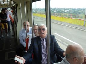 Viceprimarul Florin Popa s-a enervat aiurea-n tramvai