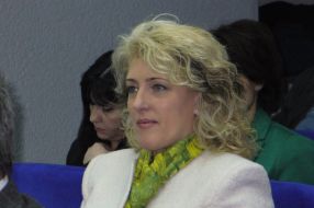 Rodica Sin, blonda care i-a dat pe spate pe președinții Gheorghe Bunea Stancu și Nicolae Bacalbașa