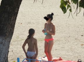 Topless la Plaja Dunărea