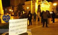 Protestatarii din Galați au ieșit cu bine din iarnă: urmează o primăvară lungă, cu ieșiri în stradă