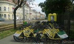 O veste bună pentru bicicliști și pentru cîinii maidanezi: Primăria Galați vrea să implementeze un sistem modern de închiriere a bicicletelor