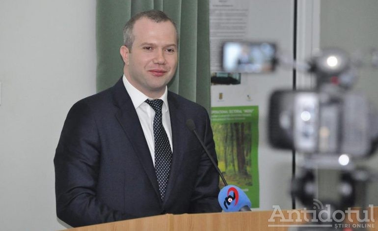 Amendă pentru cetățeanul Ionuț Pucheanu întrucît nu a respectat legea în calitate de primar