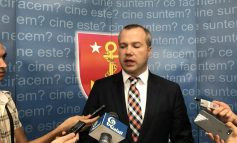 De frică să nu-i cadă codul fiscal în cap, primarul Ionuț Pucheanu a înghițit drobul de sare pus pe acoperișul PSD de premierul Tudose