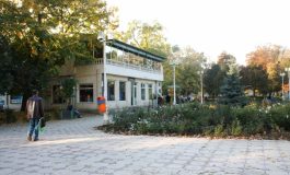 VIDEO: Parcul Eminescu se modernizează. "Bordelul" Casa Albă rezistă!