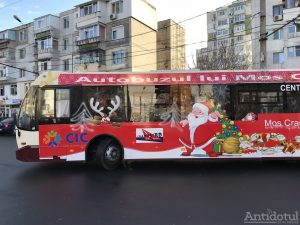 Autobuzul lui Moș Crăciun