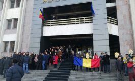 PSD şi ALDE şi-au pus judecătorii în cap. Magistraţii au protestat la Galaţi faţă de intenţia parlamentarilor de a silui legile justiţiei