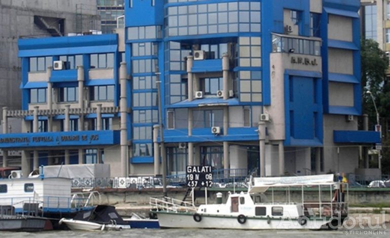 Criză pe Dunăre: companiile care au vapoare nu găsesc personal navigant calificat