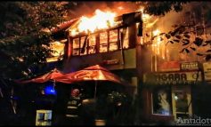 VIDEO/Restaurantul Cozy s-a făcut scrum  în urma unui incendiu. Zeci de gălățeni de la A-uri au fost evacuați