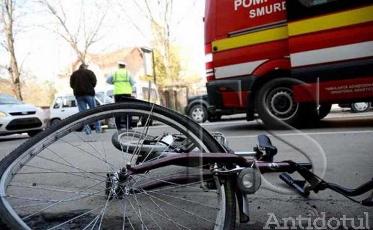 Dumnezeul bețivilor era plecat: un biciclist în stare de ebrietate s-a ales cu dosar penal pentru că a căzut de pe bicicletă