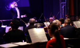 Ziua muzicală a Îndrăgostiților la Teatrul „Nae Leonard”: concert simfonic cu Paganini și Ceaikovski