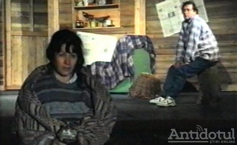 Revedeți un spectacol din 1993: „Ah, ce grozav să faci amor pe ploaie!”, cu Liliana Lupan și Vlad Vasiliu