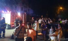 VIDEO Noapte cu aventuri în Micro 40. Un apartament a luat foc, întregul bloc a fost evacuat