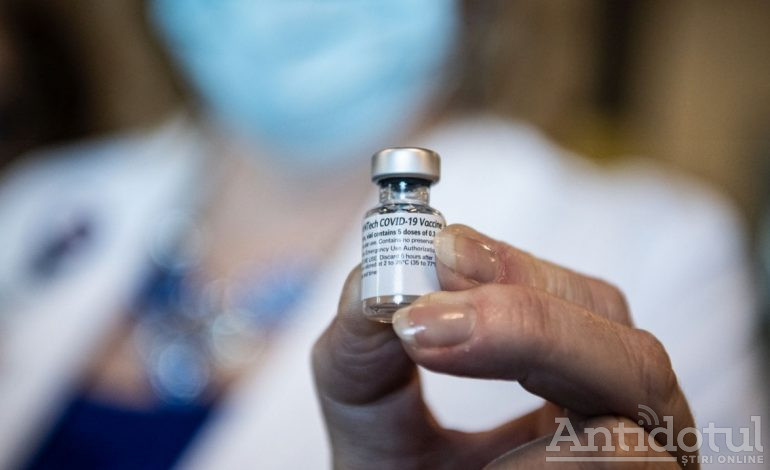 Vaccinarea și comunicarea. Românii vor primi mai multe informații despre efectele vaccinului