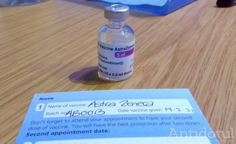 AstraZeneca are legătură cu trombozele. Oficialii români nu știu ce să facă cu vaccinul britanic