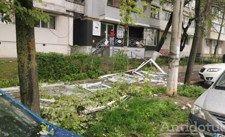 Boom, boom. Un apartament din orașul Galați a sărit în aer