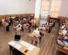 Zece școli din Galați își așteaptă elevii cu masa întinsă