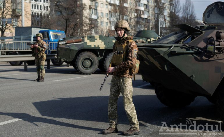 Soldații ruși sunt spălați pe creier – au cerut motorină polițiștilor ucraineni