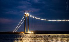 VIDEO Șantierul podului peste Dunăre avansează rapid. Un nou segment al obiectivului a fost montat marți