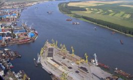 Navele din Rusia nu mai au voie să intre în porturile Galați și Brăila