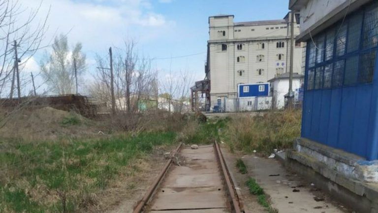 Încep lucrările de reparații la liniile de cale ferată din portul Galați