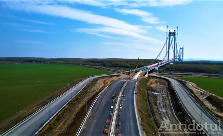 Podul peste Dunăre e gata. Problema exproprierilor este departe de a fi rezolvată
