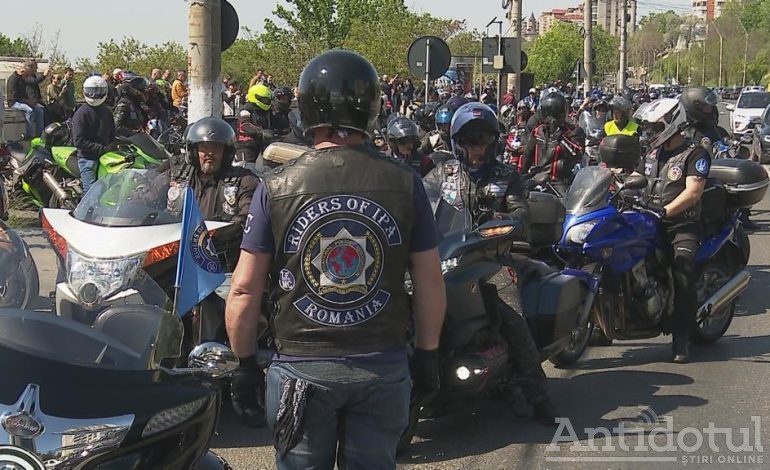 VIDEO Invazie de motoare la Galați. Sute de motocicliști au participat la o paradă moto