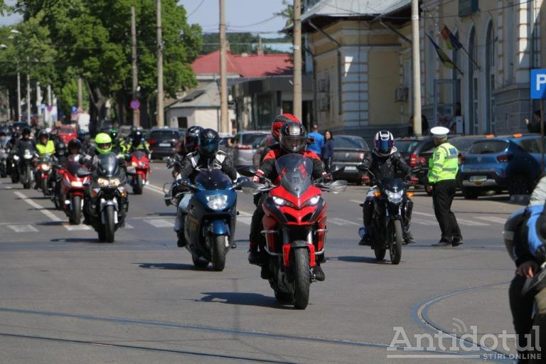 Motocicliști din mai multe orașe vor organiza la Galați o paradă