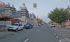 VIDEO Percheziții de amploare la palatele romilor din Ivești