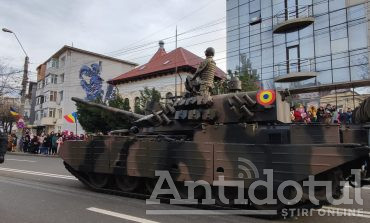 VIDEO Tancurile au ajuns în mijlocul orașului. Gălățeancă: Ce se întâmplă aici, a început războiul?