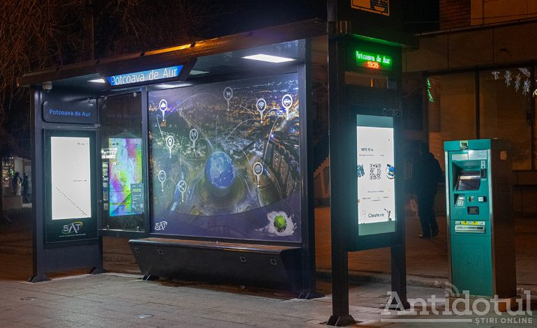 Orașul Galați, un pic mai deștept. La Potcoava de Aur funcționează prima stație smart de autobuz