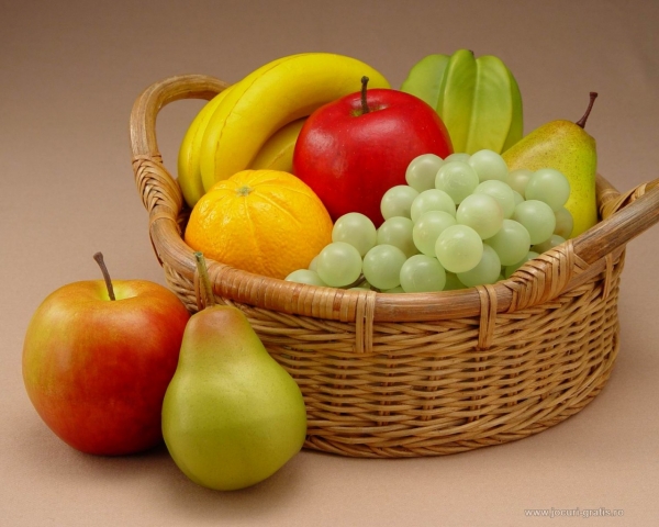 Fructe pe stomacul gol