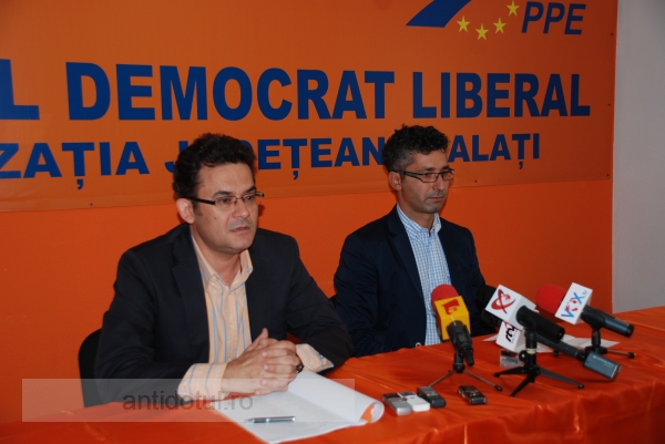 Resmeriță și Ciumacenco vor să facă din PDL bici și să mai și plesnească ceva la alegeri