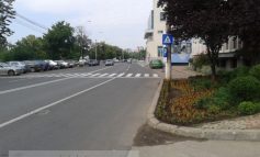 Asfaltangiul Istrate de la Vega 93 a furat un trotuar de pe Faleza Galați