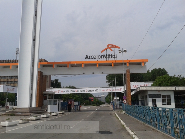 Aroganță maximă la poarta principală a ArcelorMittal Galați (foto)