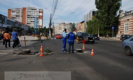 Canalizările ne-peticite de pe strada Brăilei împlinesc azi o săptămînă de existență