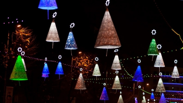 Luminile de Sărbători vor rămîne în funcțiune pînă la Crăciun 2014