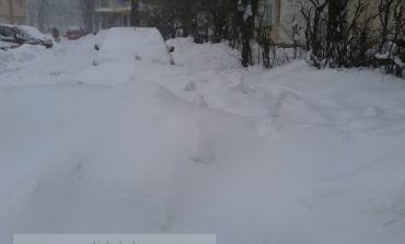 Cartiere întregi uitate sub zăpadă de tupeistul Marius Stan (foto)