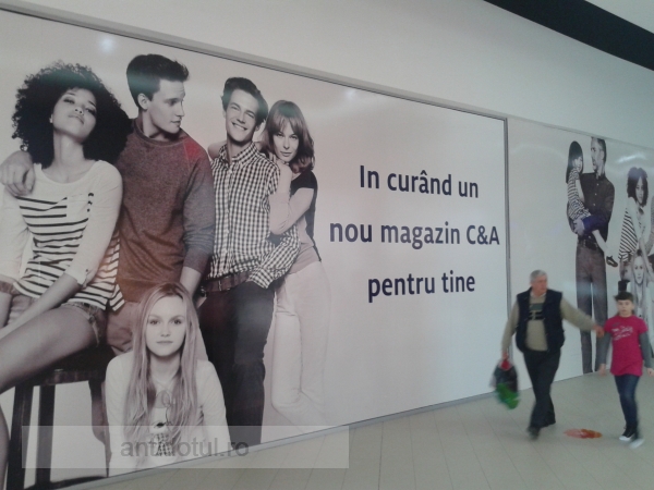 Magazinul C&A din Shopping City Galați se tot deschide de 3 luni “în curînd”