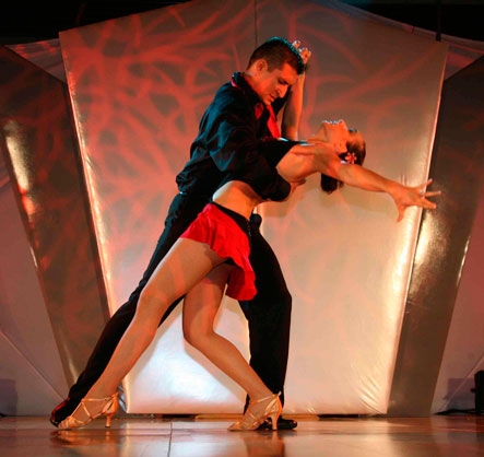 Primăria Galați finanțează cu 15.000 de euro un festival internaţional de dans latino