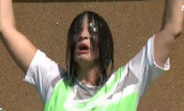 Shit Bucket Challenge: Andreea Marin și-a turnat o găleată cu fecale în cap