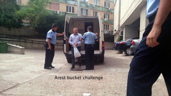 Bunea Stancu lansează “Arest bucket challenge”