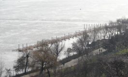 Ușor, ușor, portul de ambarcațiuni ușoare este luat de Dunăre