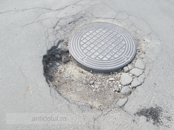La Galați, de prea multă anticorupție a crăpat asfaltul!