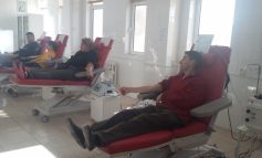 Sute de gălățeni au donat sînge pentru victimele tragediei de la Colectiv